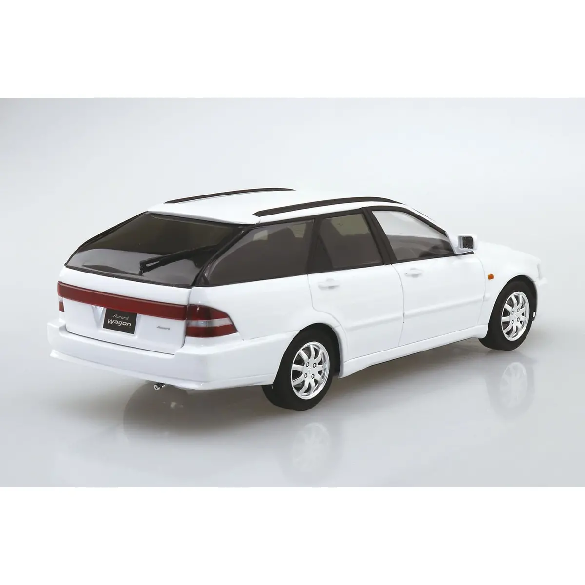 Aoshima 1/24 Honda Cf6 Accord Wagon Vtl '00 2