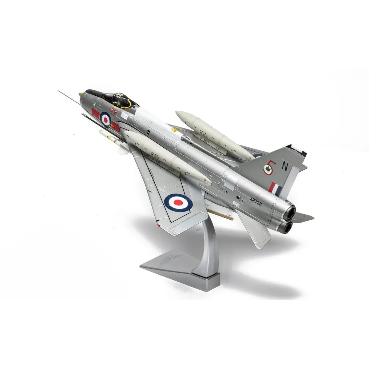 Corgi 1/48 English Electric Lightning F.6 - Raf No. 5 Sqn - Raf Leconfield 2
