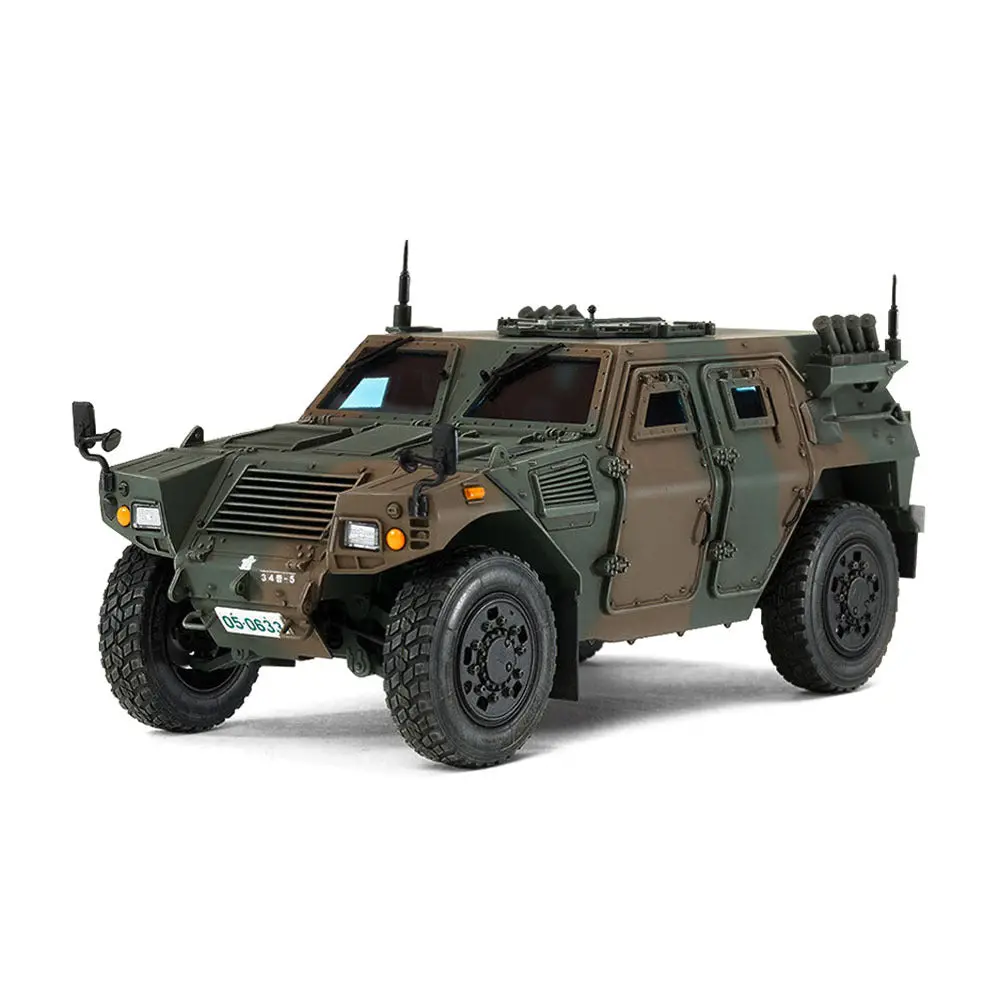 Tamiya  1/35 Jgsdf Light Armored Vehicle 1