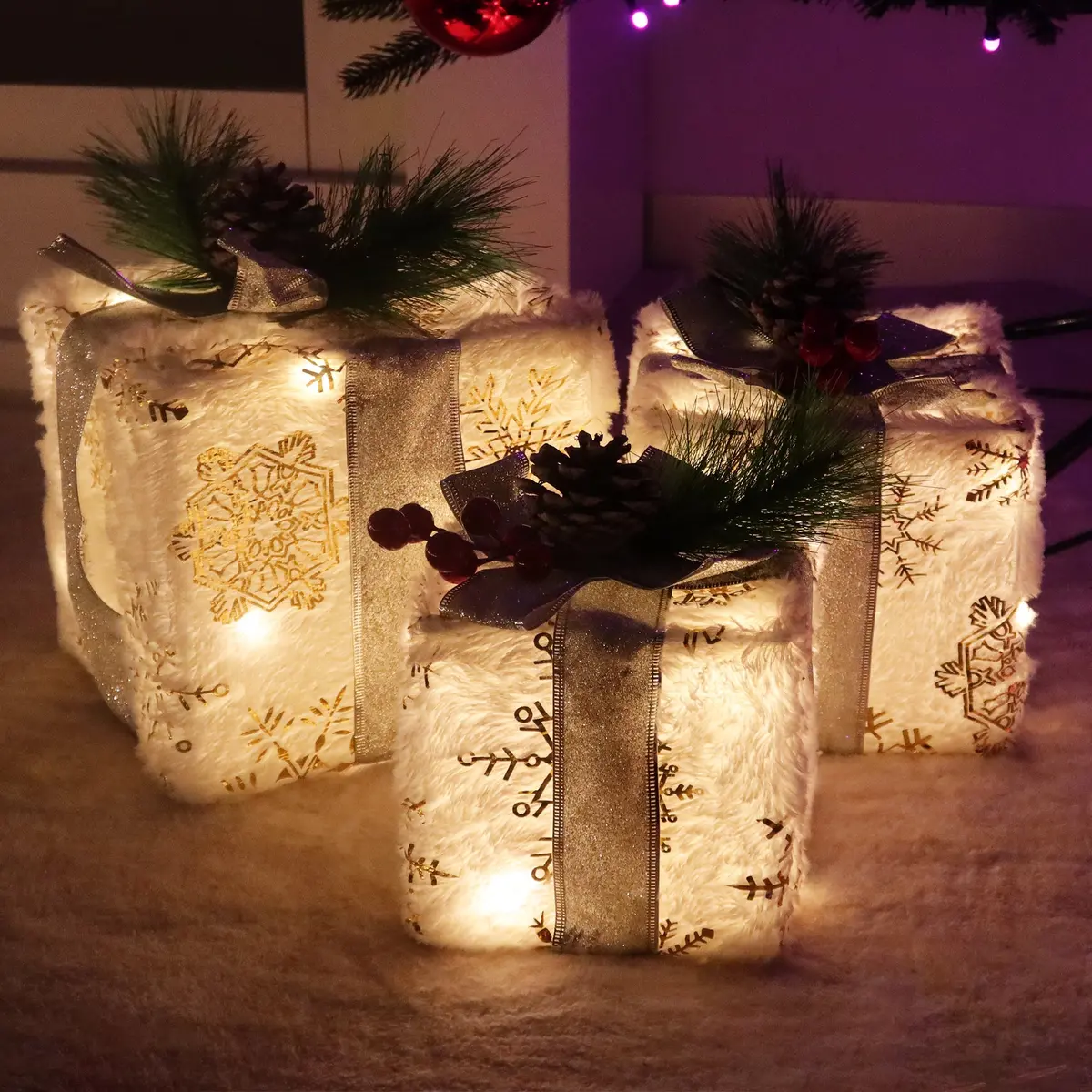 Lexi Lighting Lit Up Giftbox - Snow 1