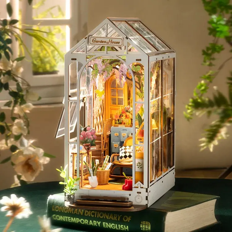 Robotime Diy 3D Bookends Garden House 2