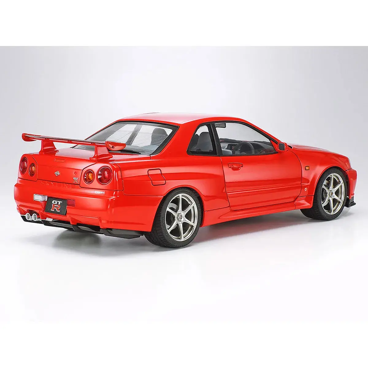 Tamiya 1/24 Nissan Skyline R34 Gt-R Scaled Plastic Model Kit 2