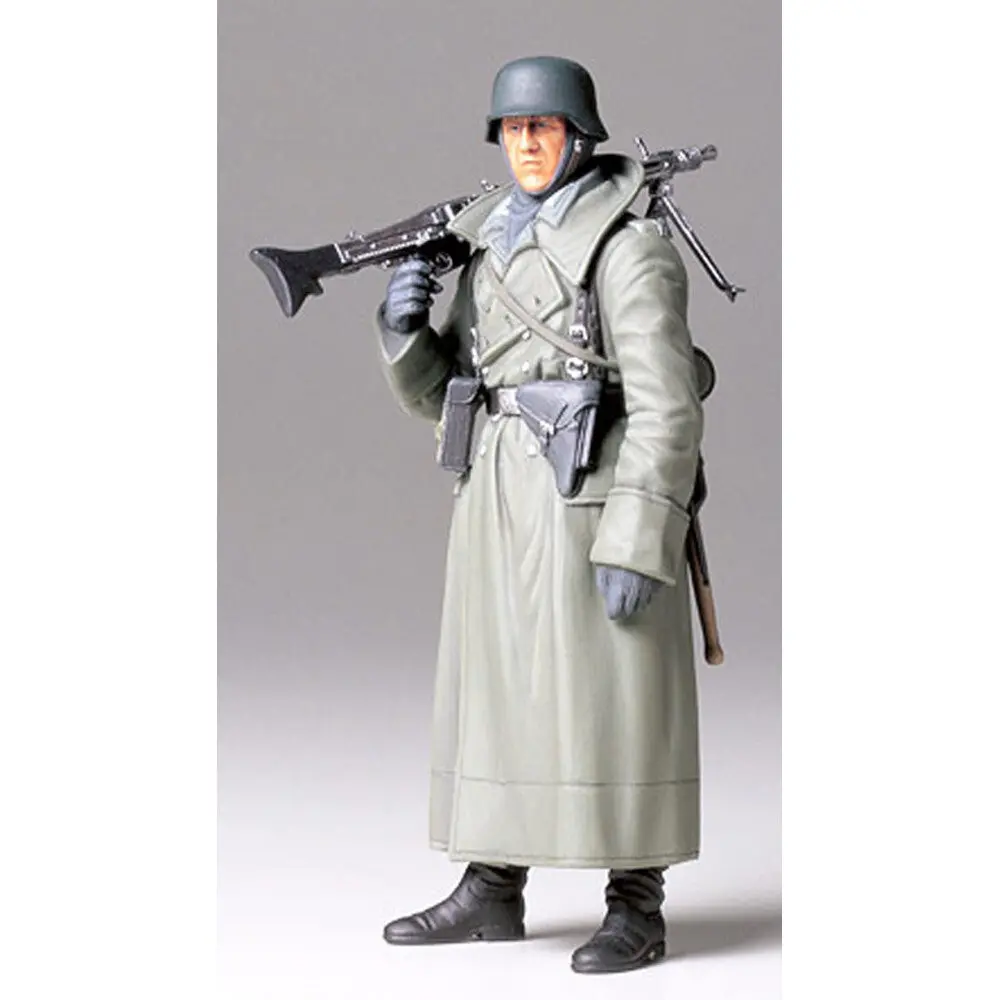 Tamiya 1/16 Wwii German Machine Gunner (Great Coat) 1
