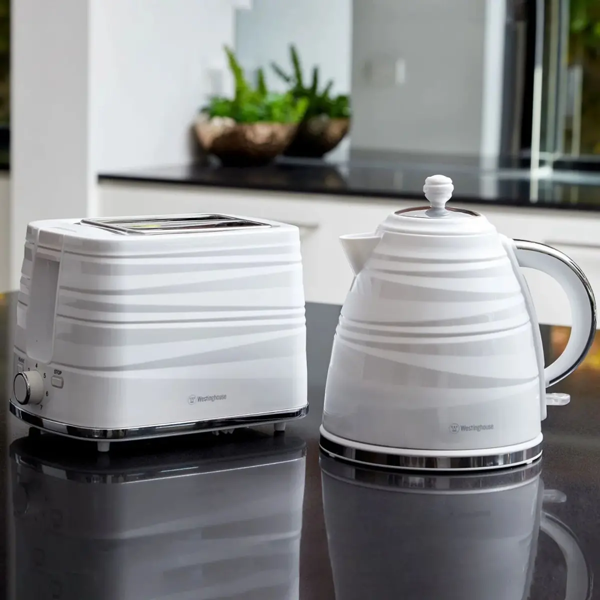 Westinghouse Kettle And Toaster Set 1.7L (White) 2