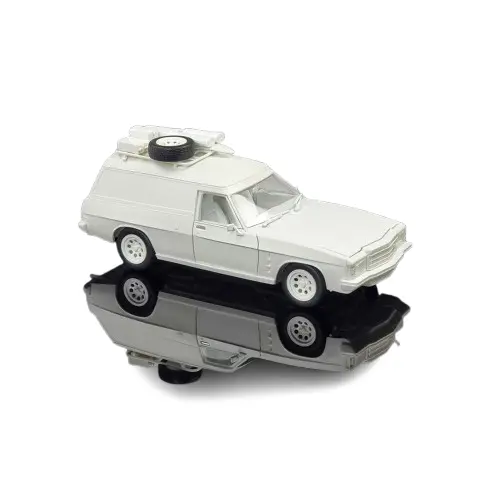 Dda 1:24 Scale Mad Max's Hj Holden Sandman Panelvan Plastic Model Kit Assembly Car 1