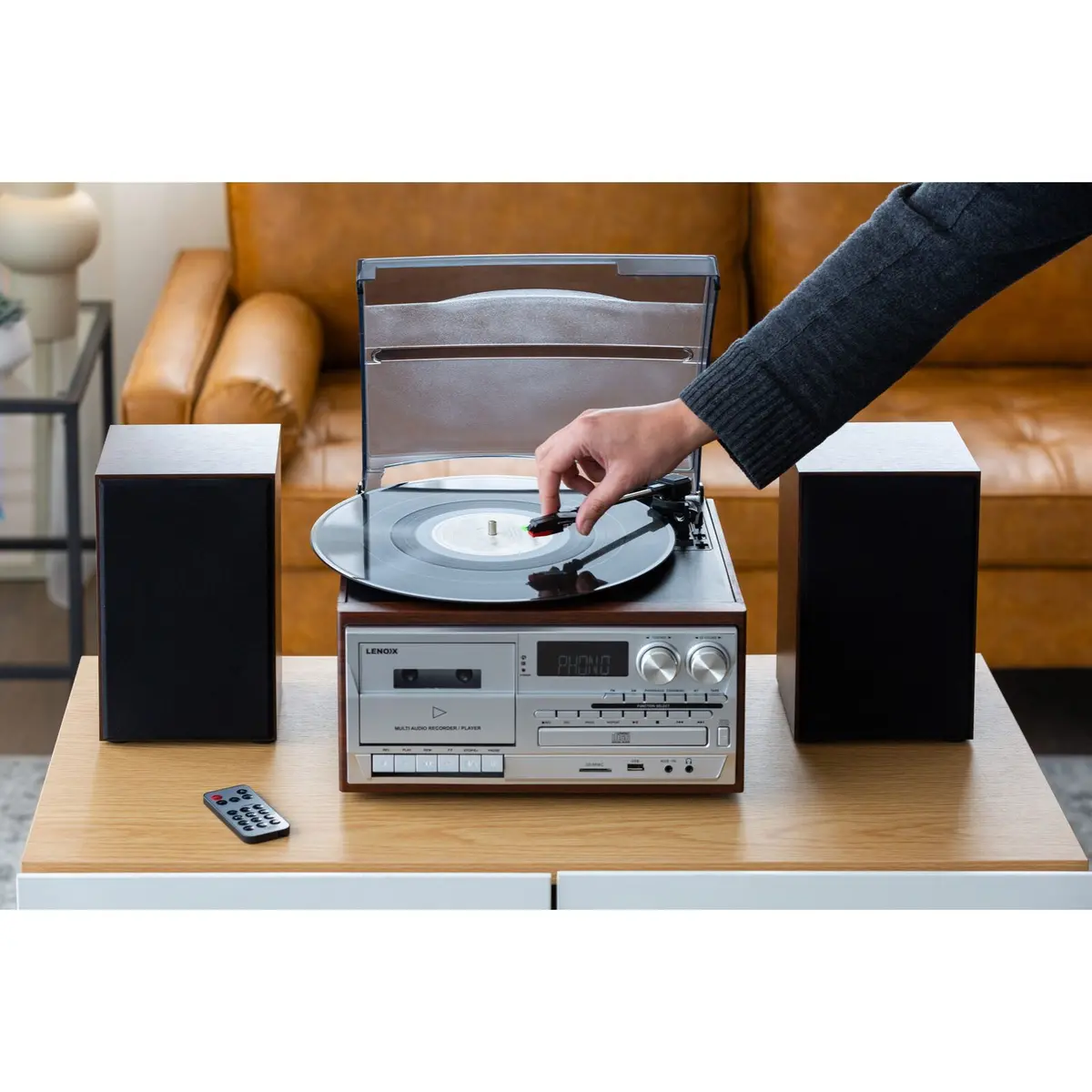 Lenoxx Audio Cd/Cassette/Vinyl Streaming Player (Brown) 2