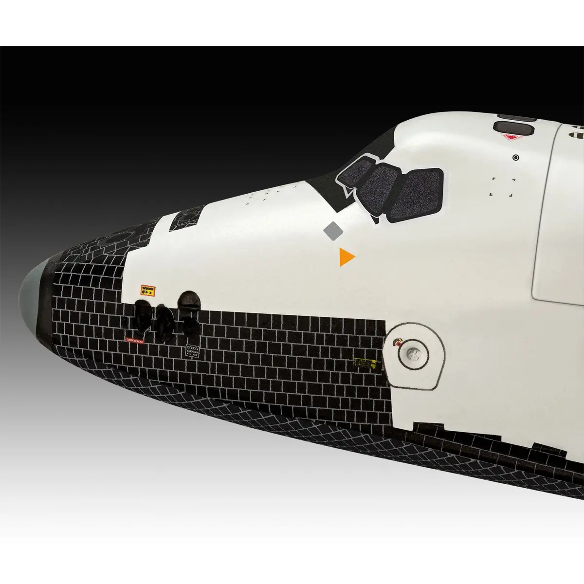 Revell 1/144 James Bond Moonraker 2