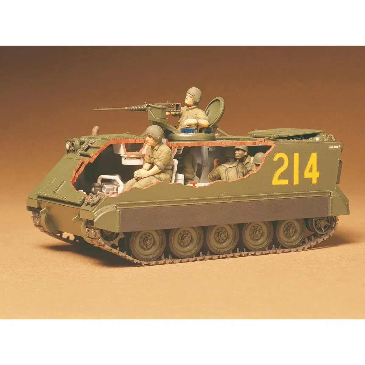 Tamiya 1/35 U.S. M113 Armoured Personnel Carrier Scaled Plastic Model Kit 2
