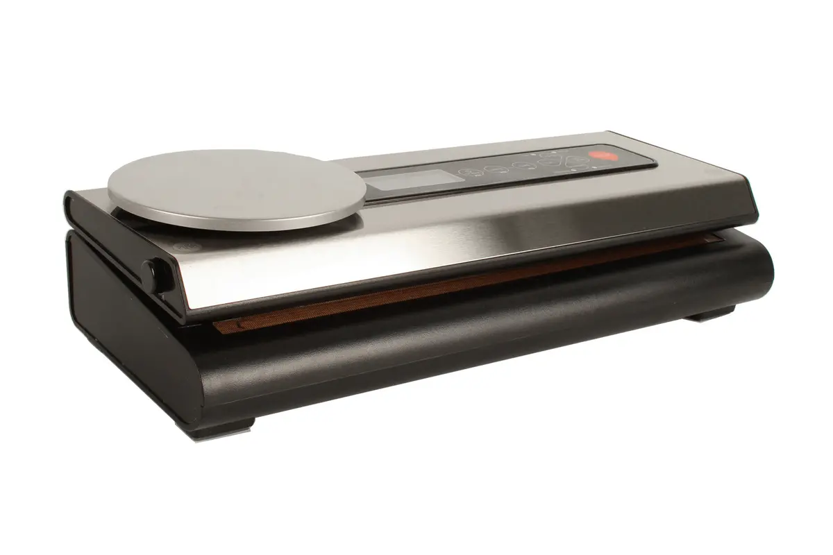 Wildtrak Deluxe Vacuum Sealer With Scale 12/240V Silver 1