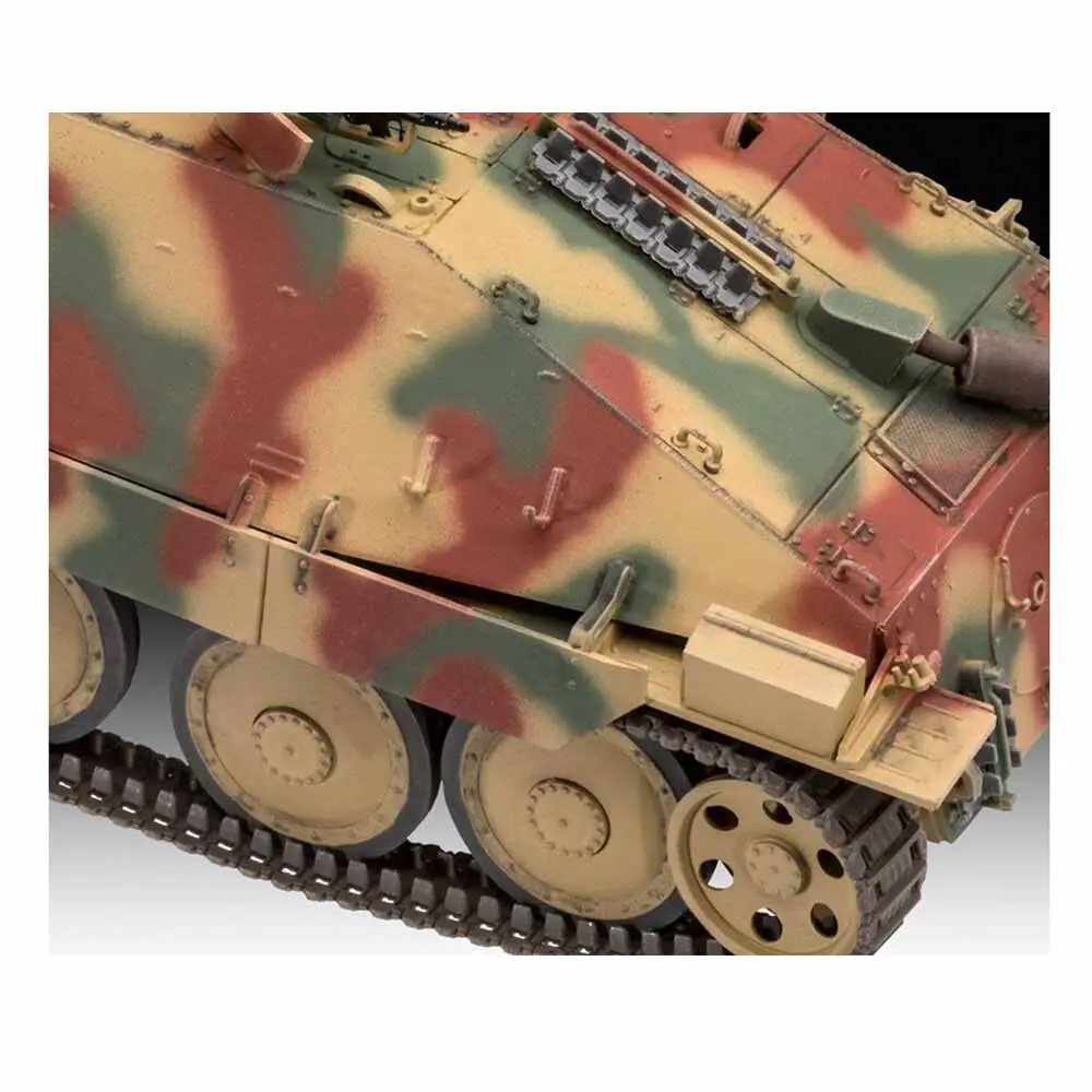 Revell 1/35 Hetzer Jagdpanzer 38T 2
