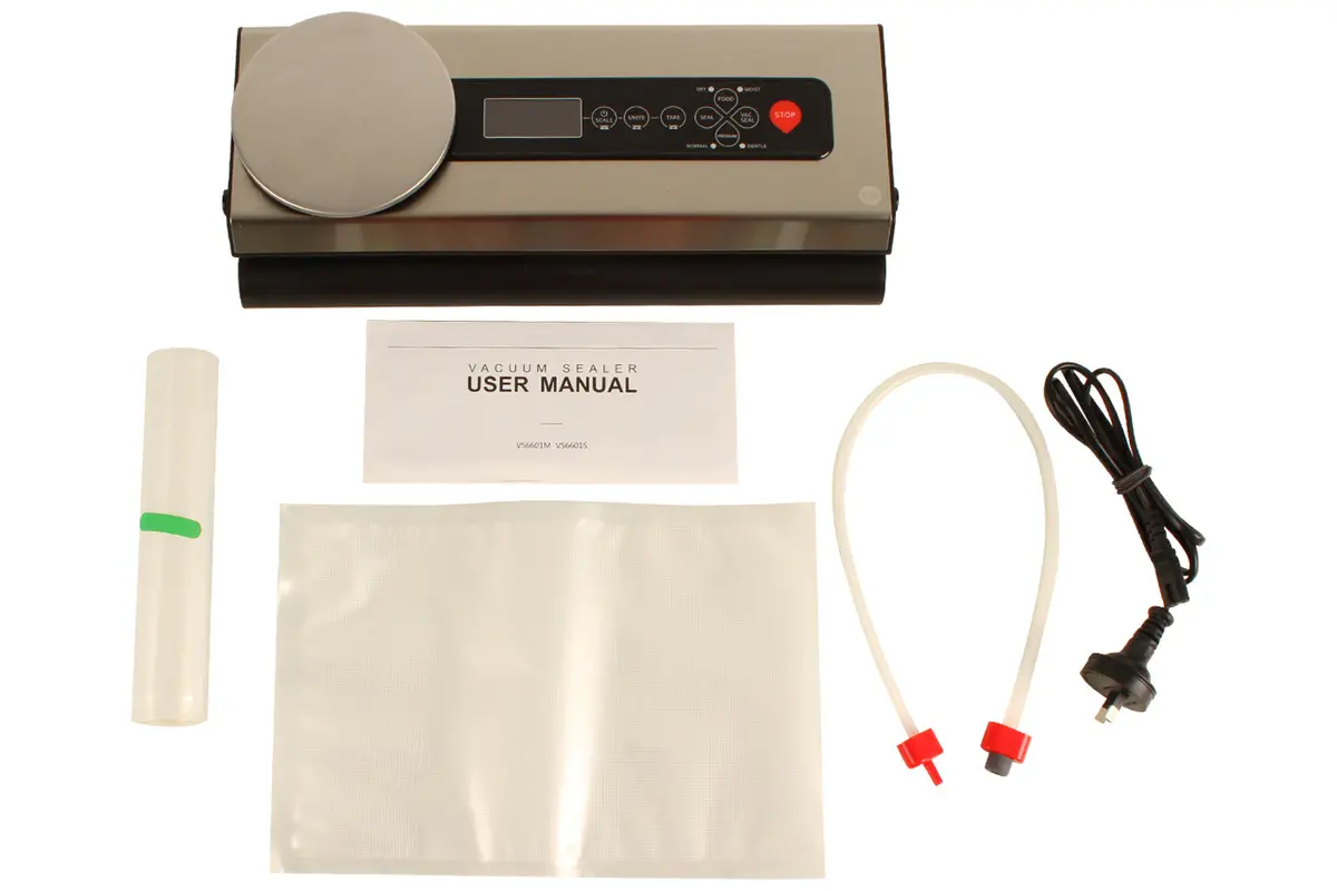 Wildtrak Deluxe Vacuum Sealer With Scale 12/240V Silver 2