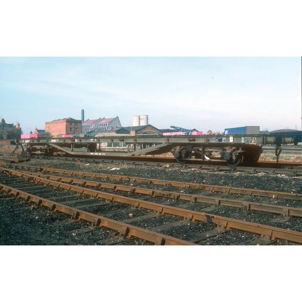 Oo Br, Ymo 'Salmon' Bogie Bolster Wagon - Era 7 1