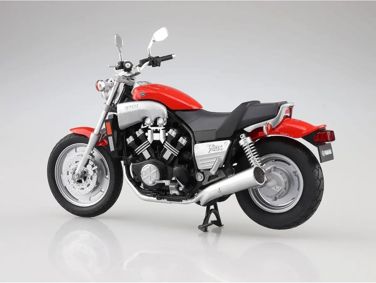Aoshima 1/12 Yamaha Vmax Fire Red 2